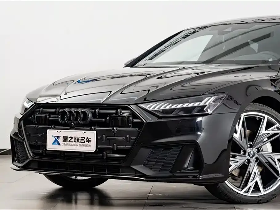 Audi A7L — фото 10