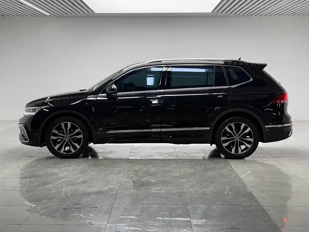 Volkswagen Tiguan L 2025 из CN, фото 9