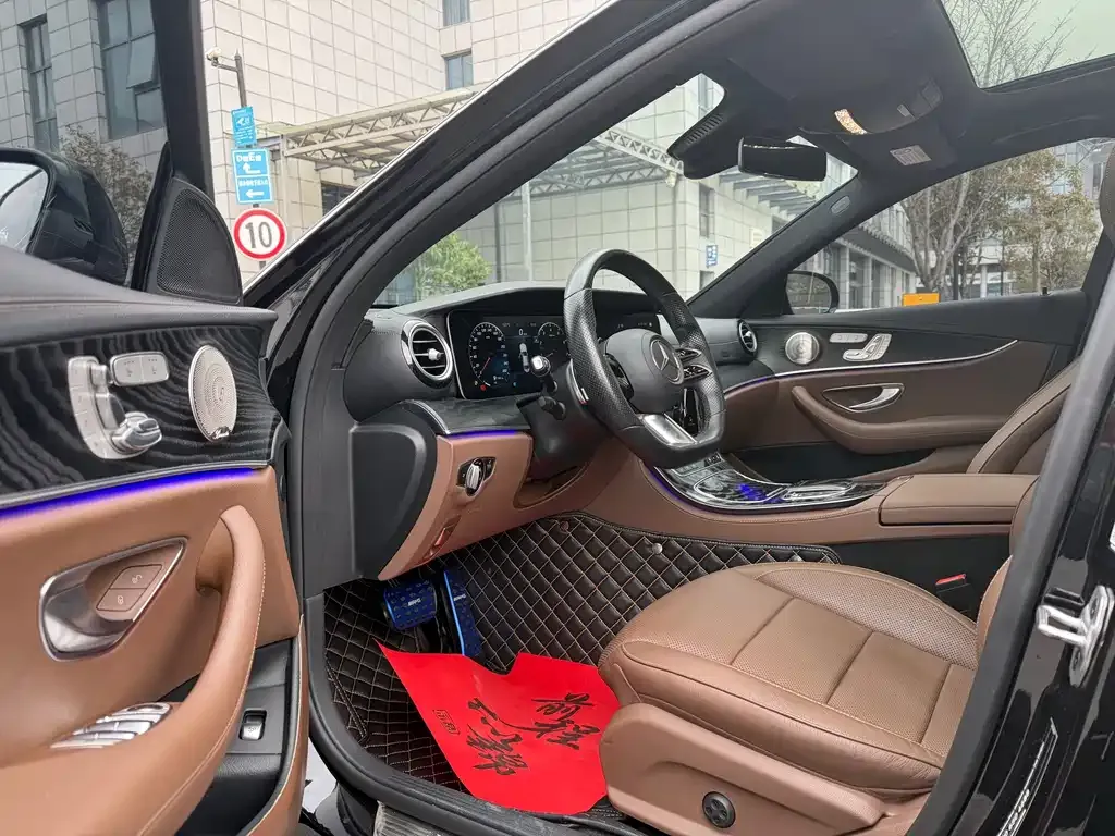 Mercedes-Benz E-Class (Import) — фото 10