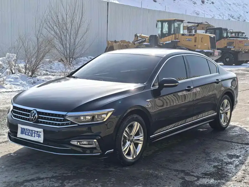 Volkswagen Magotan 2025 из CN, фото 1