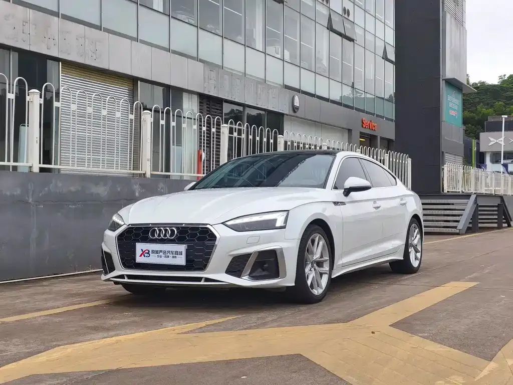 Audi A5 (Import) 2022 из CN, фото 1