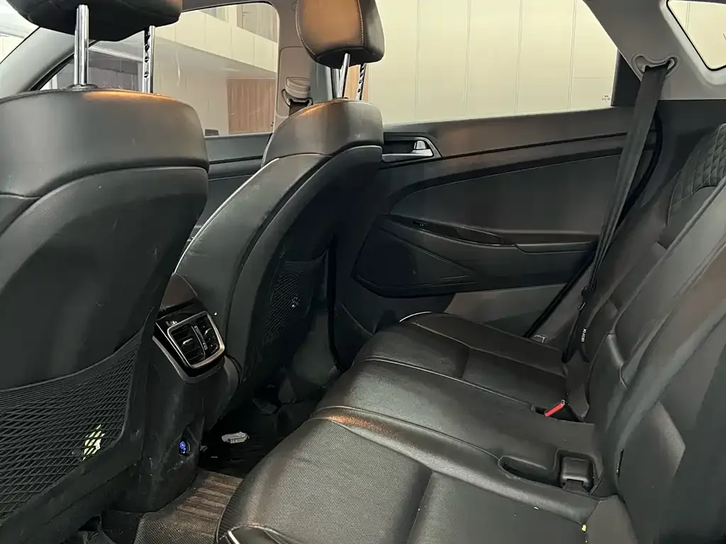 Hyundai Tucson — фото 4