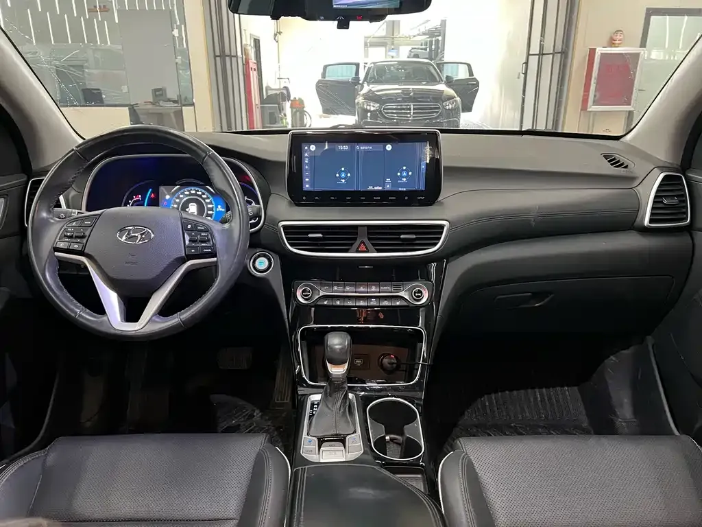Hyundai Tucson — фото 9
