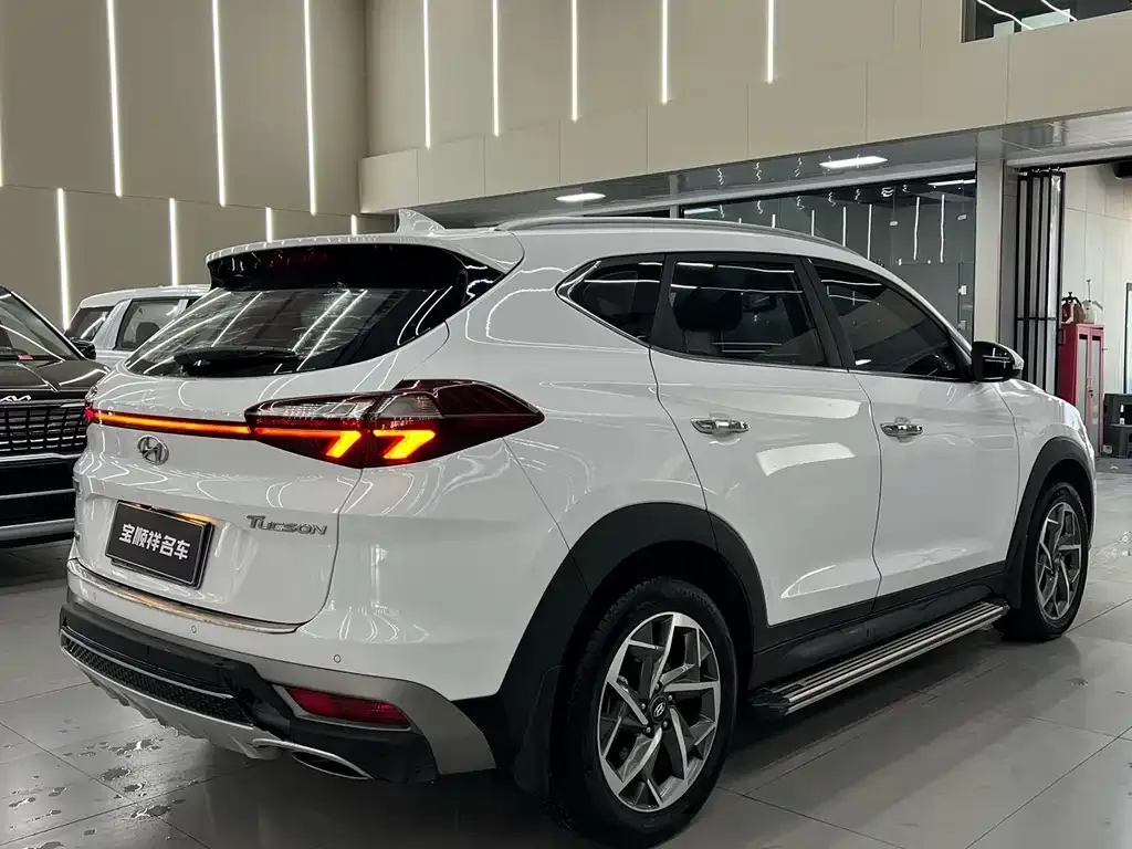 Hyundai Tucson — фото 2