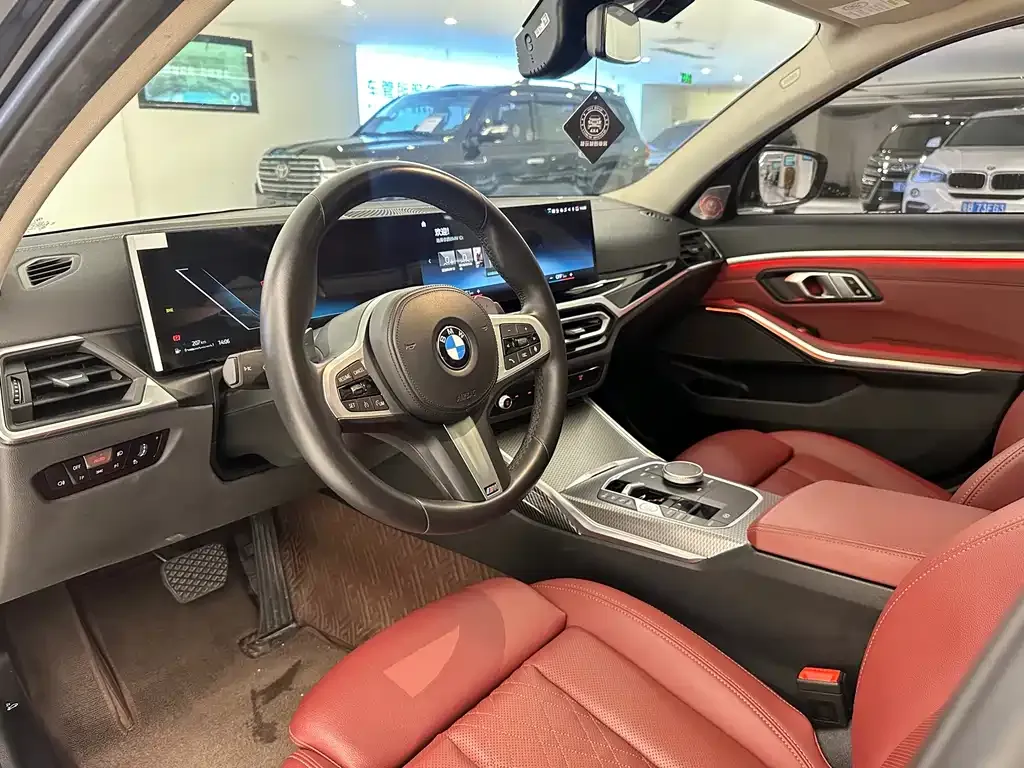 BMW 3 Series 2023 из CN, фото 10