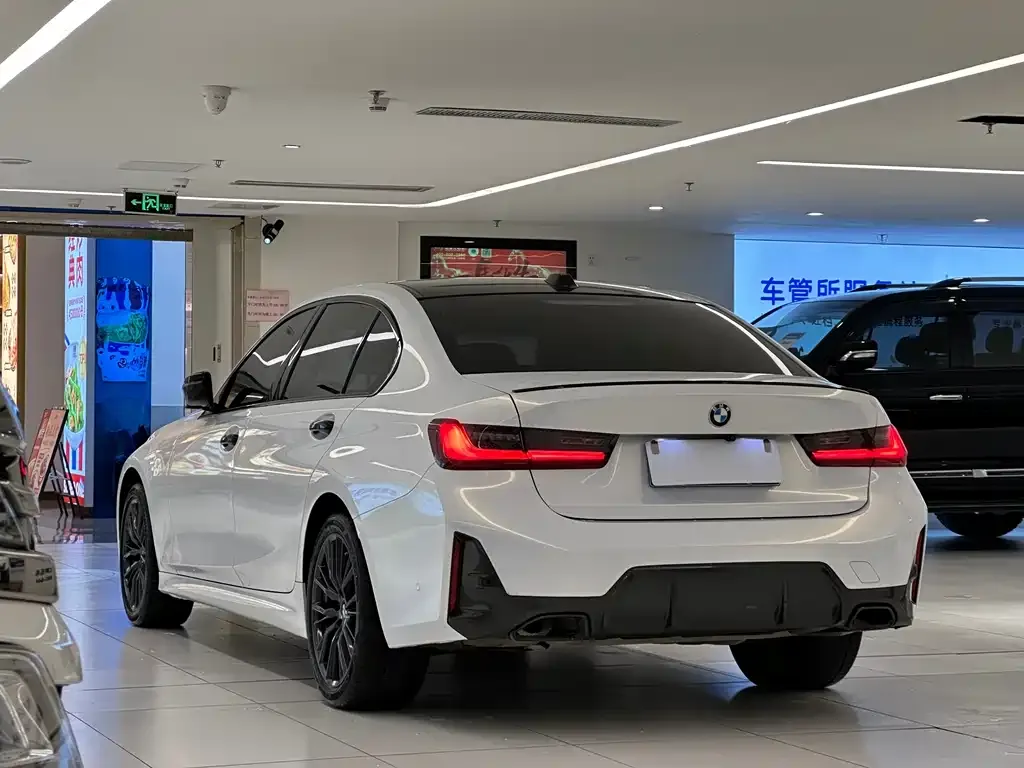 BMW 3 Series 2023 из CN, фото 3