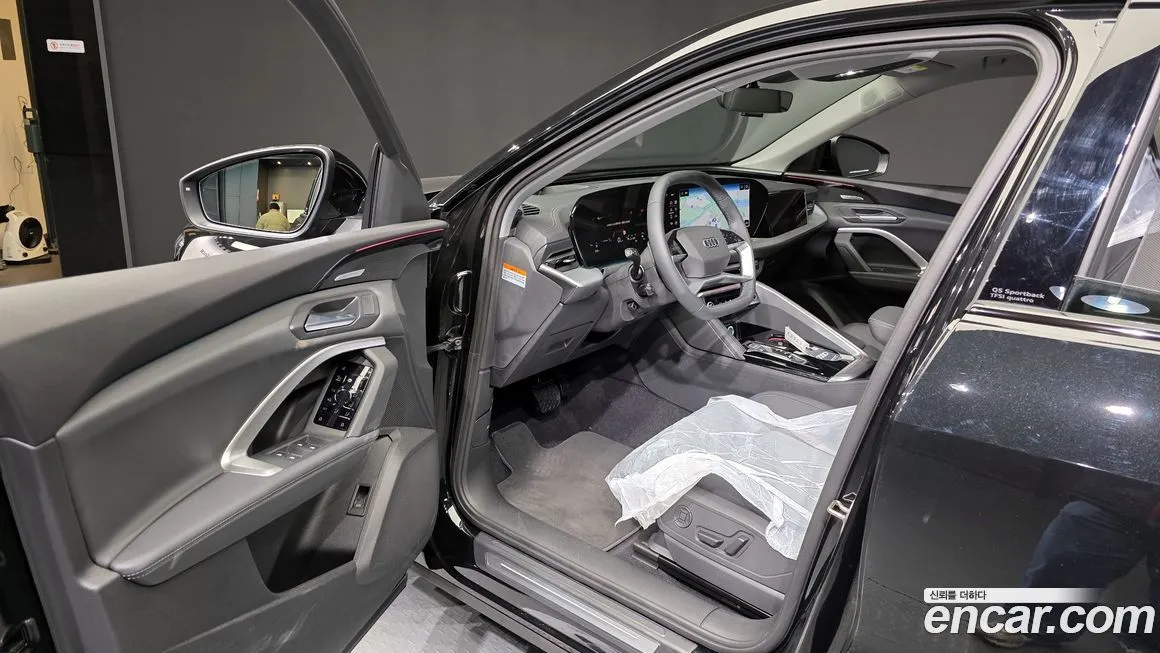 Audi Q5 2025 из KR, фото 9