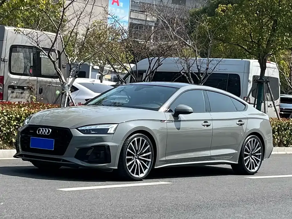 Audi A5 (Import) — фото 1