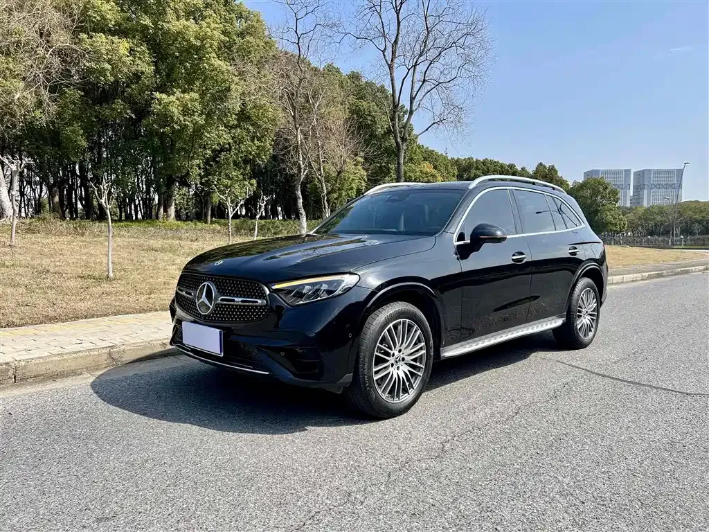 Mercedes-Benz GLC — фото 1
