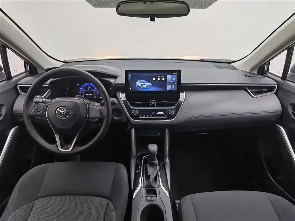 Toyota Frontlander 2024 из CN, фото 7