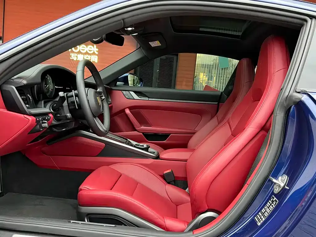 Porsche 911 2023 из CN, фото 6