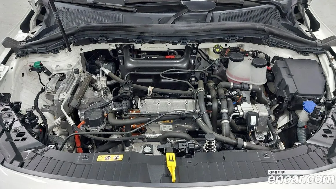 Mercedes-Benz EQA — фото 10