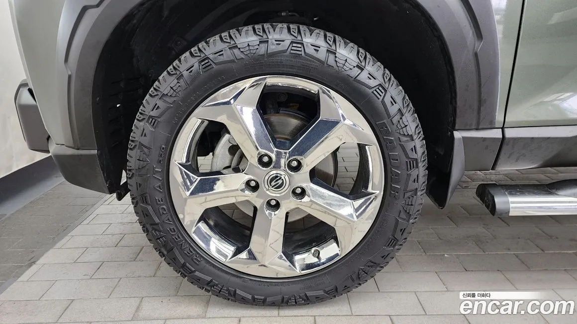 KG Mobility (Ssangyong) Rexton — фото 3