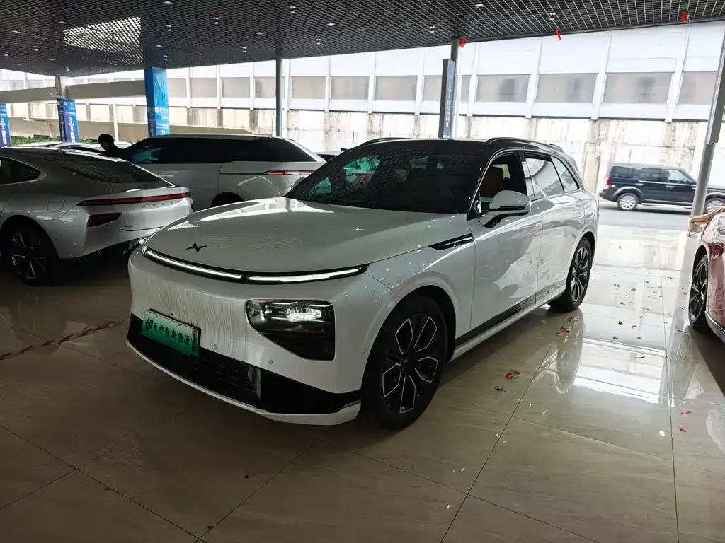 XPeng G9 2025 из CN, фото 1