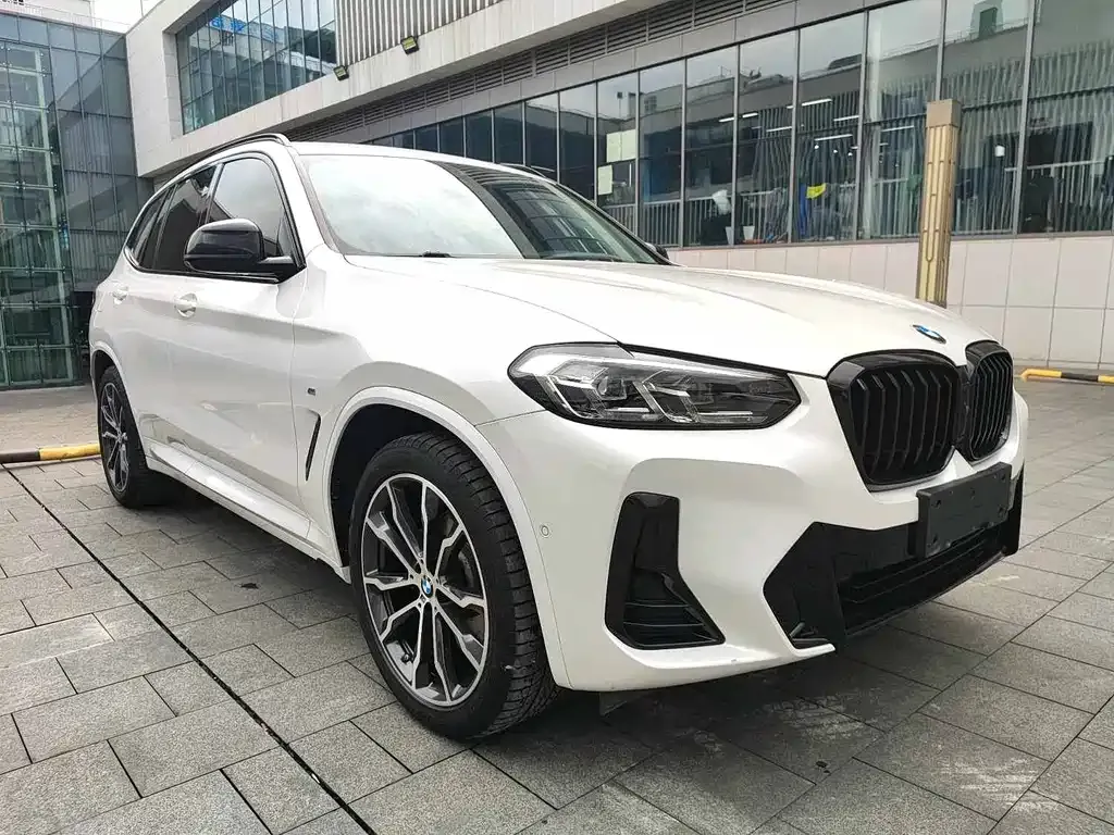 BMW X3 — фото 9