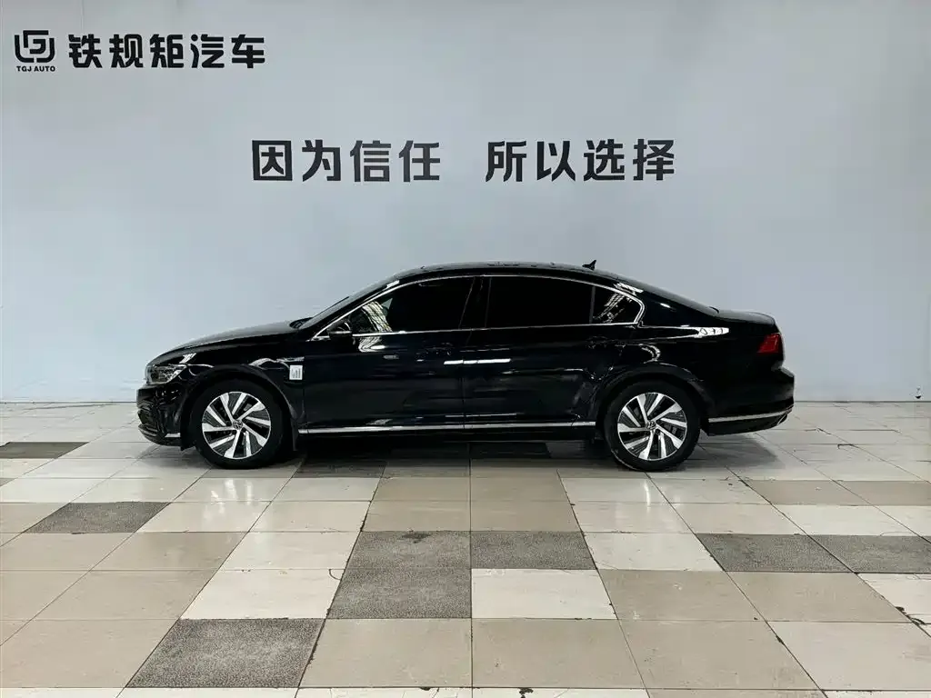 Volkswagen Magotan GTE PHEV 2023 из CN, фото 5