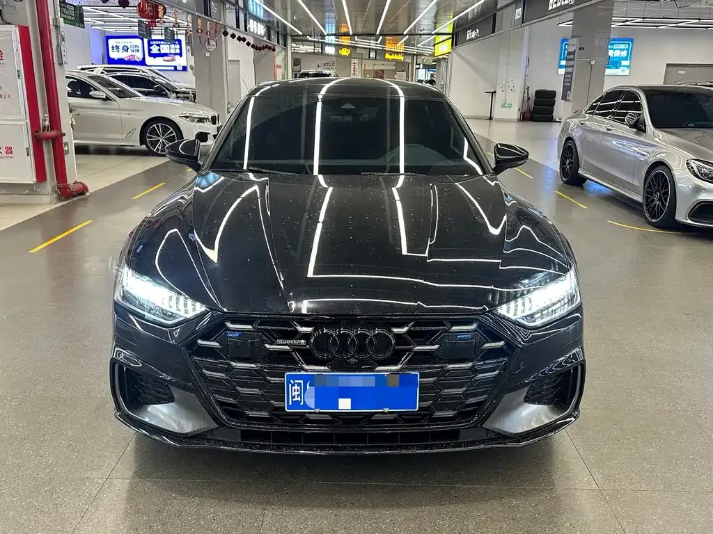 Audi A7L 2025 из CN, фото 8