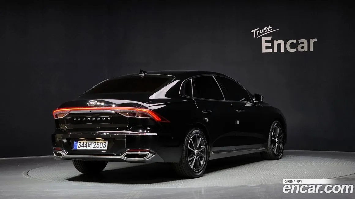 Hyundai Grandeur 2022 из KR, фото 4