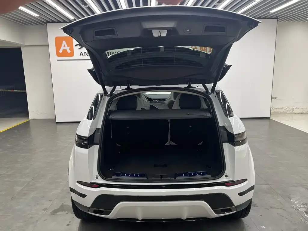 Land Rover Evoque — фото 6