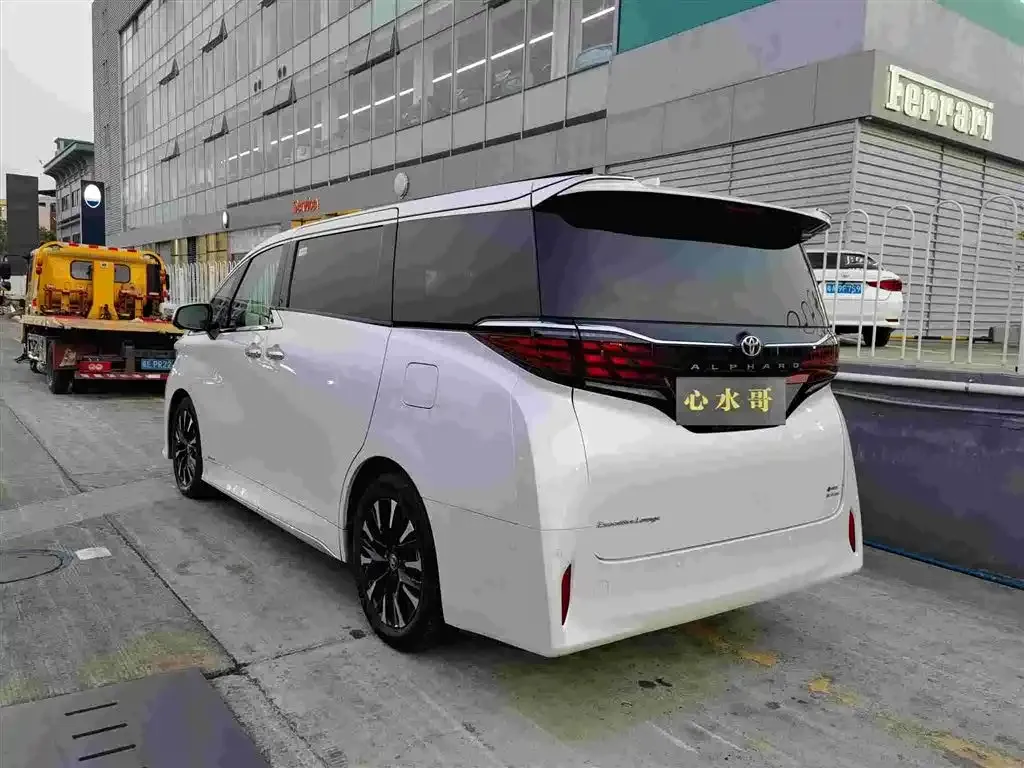 Toyota Alphard 2024 из CN, фото 7