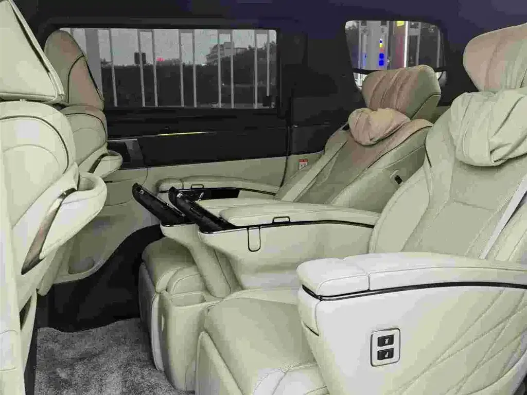 Toyota Alphard 2024 из CN, фото 4