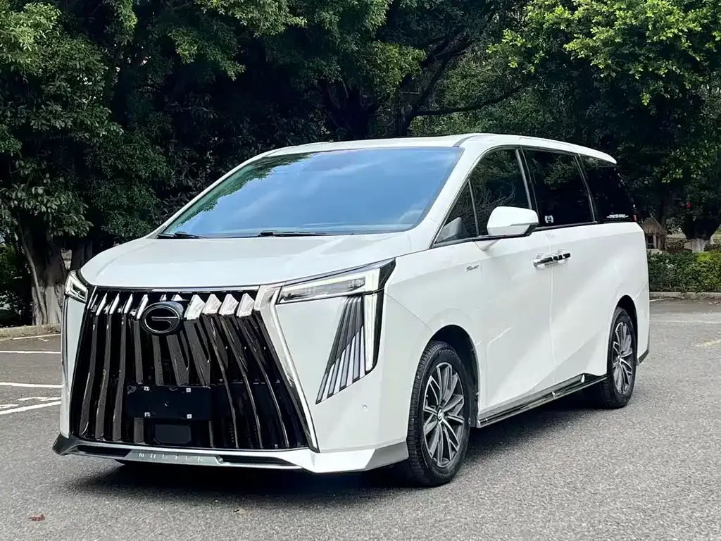 GAC Motor Trumpchi M8 — фото 1