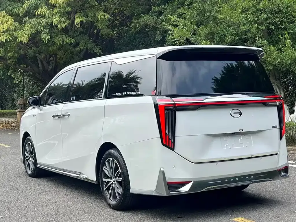 GAC Motor Trumpchi M8 — фото 10