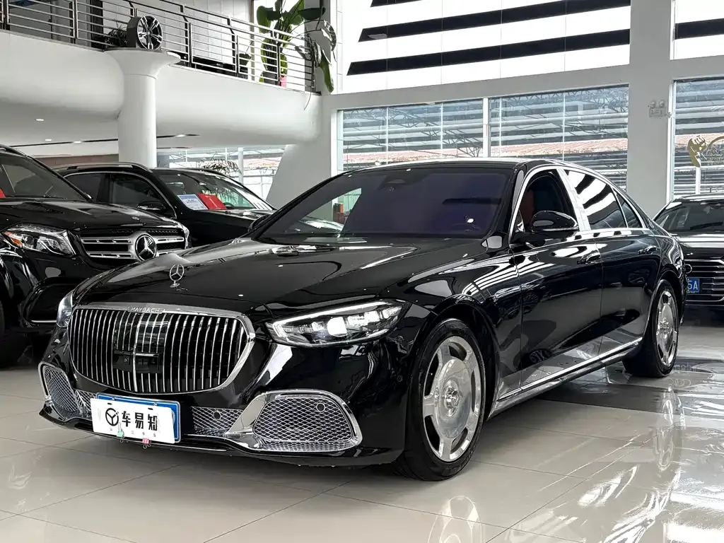 Mercedes-Benz S-Class — фото 1