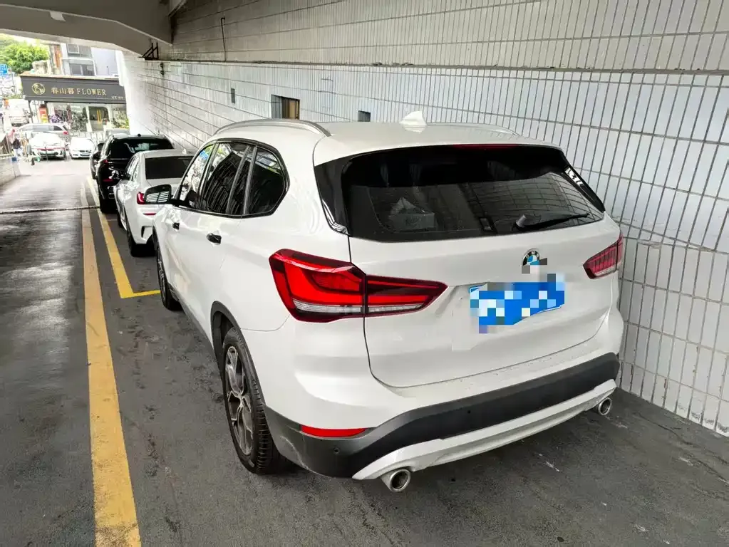 BMW X1 2022 из CN, фото 3