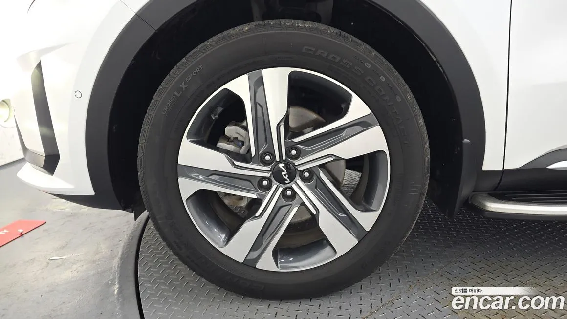 Kia Sorento — фото 5