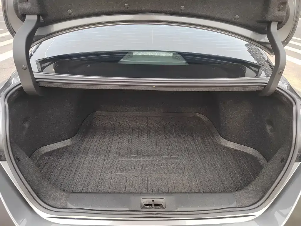 Nissan Sylphy 2025 из CN, фото 3