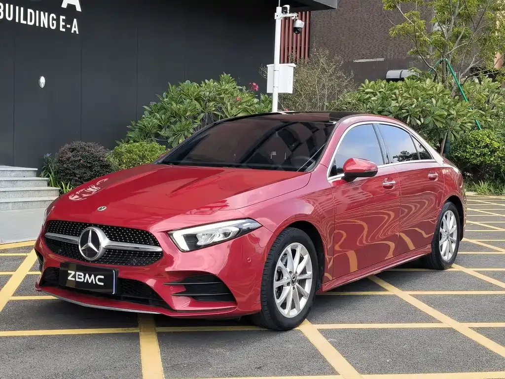 Mercedes-Benz A-Class — фото 1