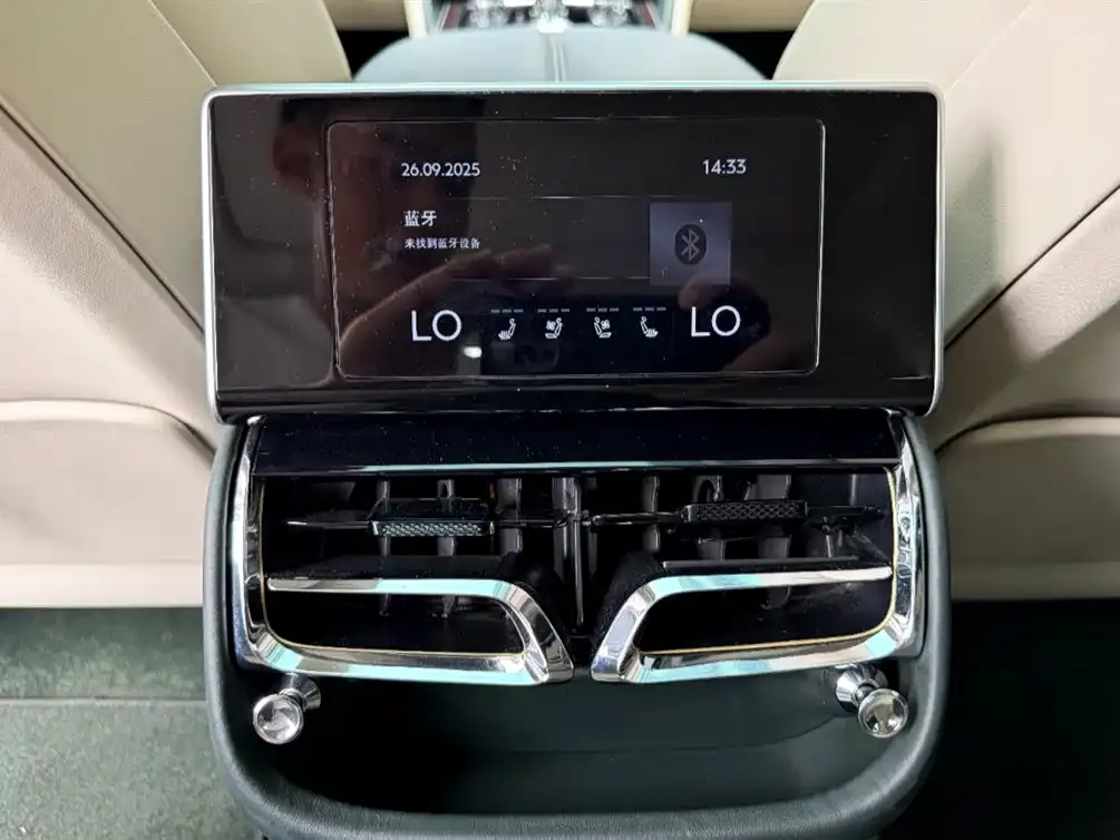 Bentley Flying Spur 2023 из CN, фото 7