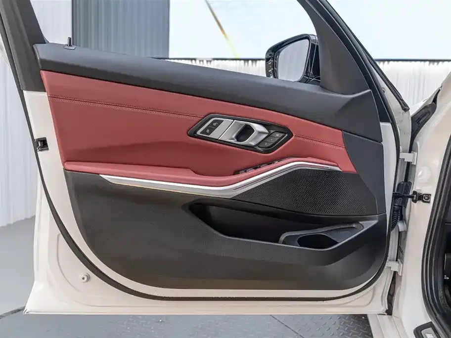 BMW 3 Series — фото 10