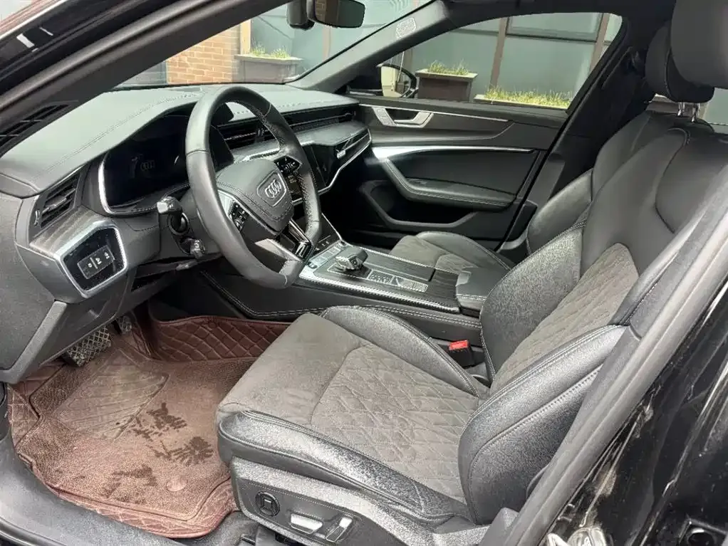 Audi A6L 2024 из CN, фото 3