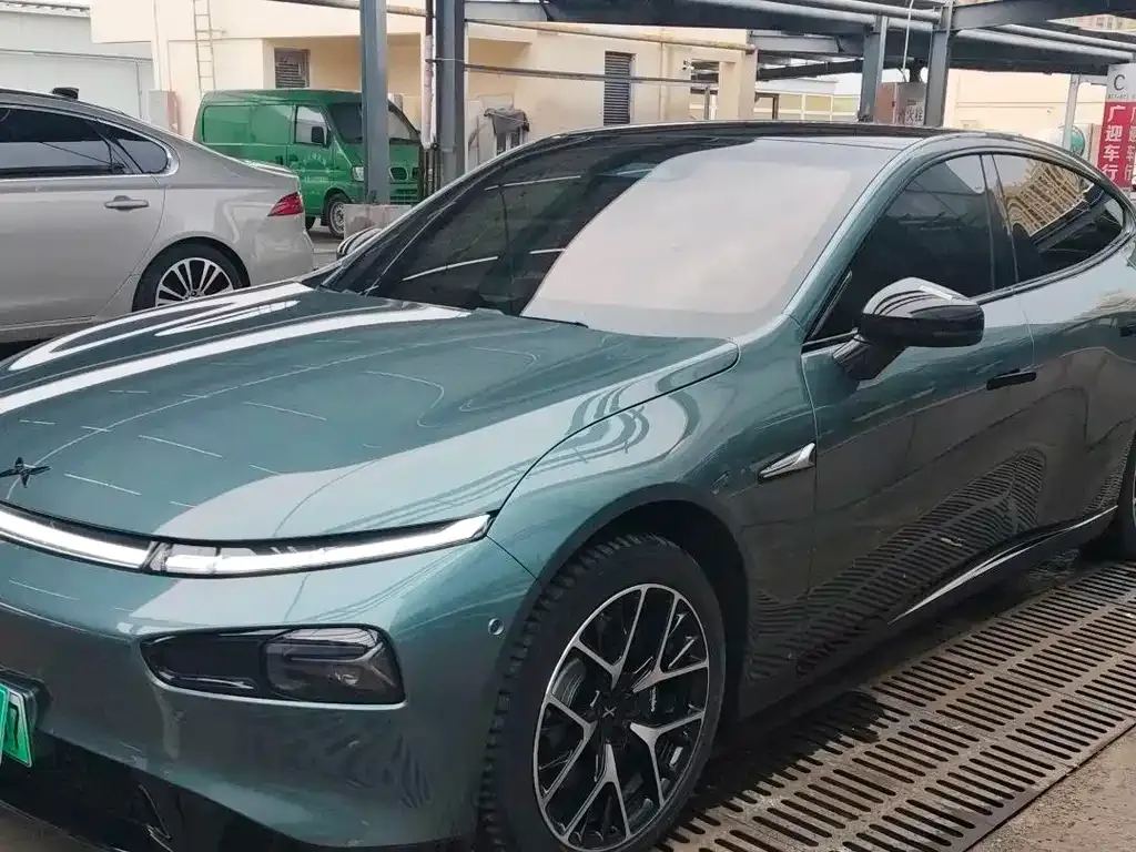 XPeng P7 — фото 1