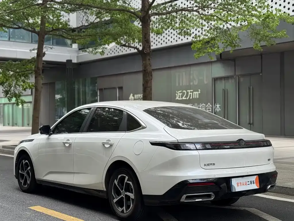 Changan Eado — фото 7