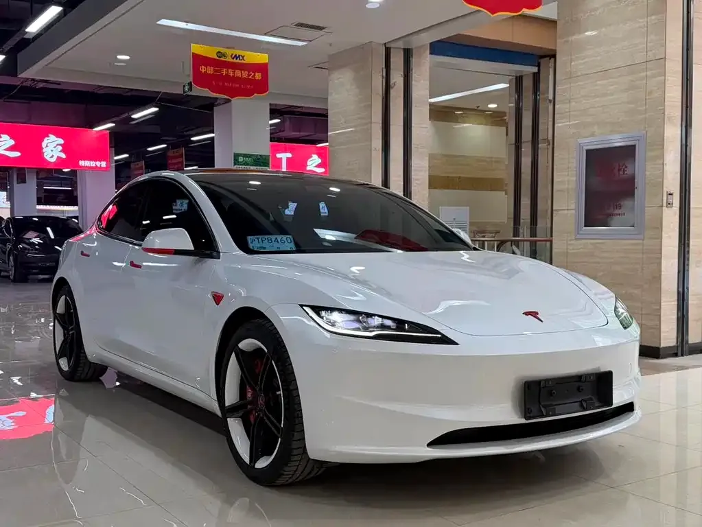 Tesla Model 3 2024 из CN, фото 5