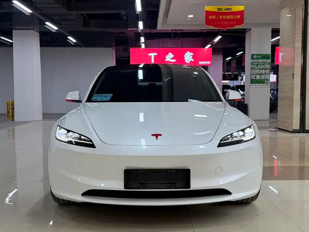 Tesla Model 3 2024 из CN, фото 2