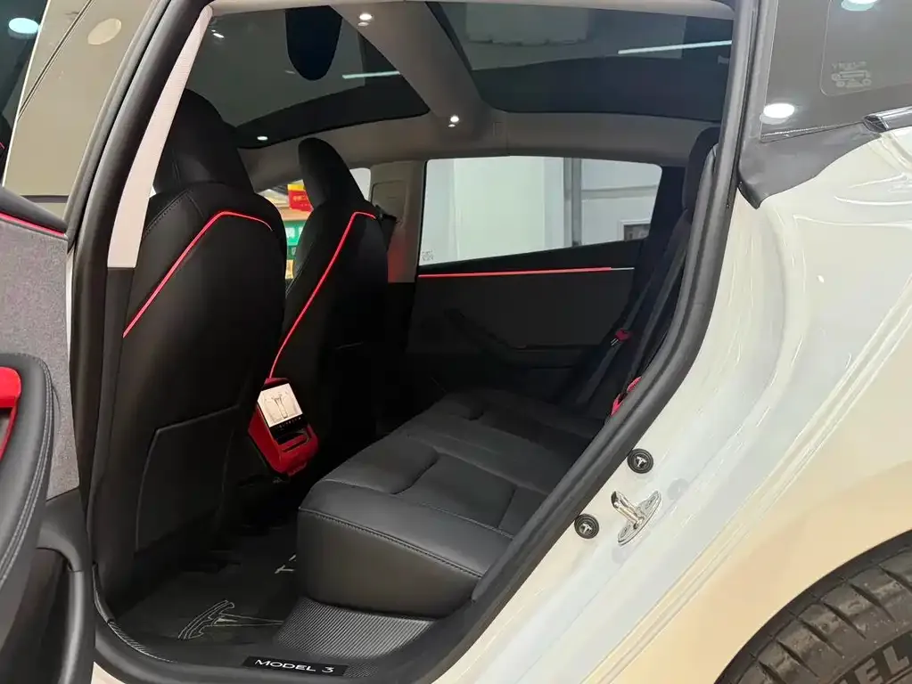Tesla Model 3 2024 из CN, фото 3