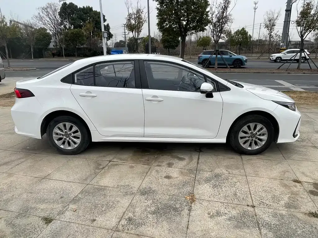 Toyota Corolla 2022 из CN, фото 6