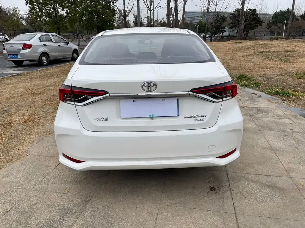 Toyota Corolla 2022 из CN, фото 9