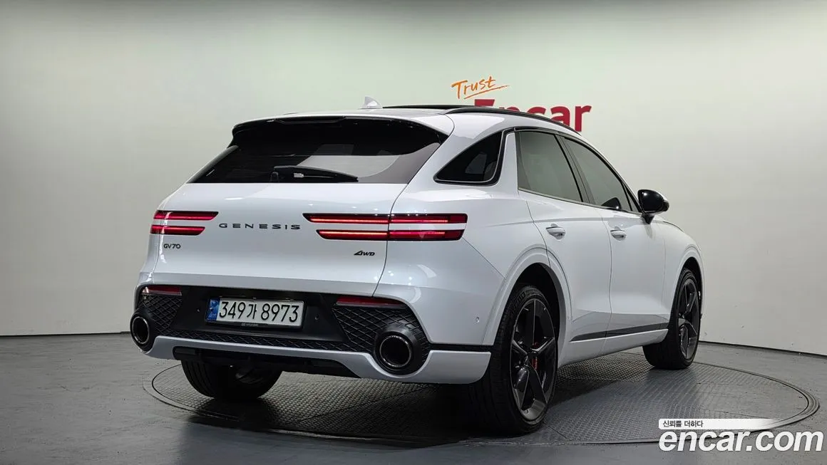 Genesis GV70 2023 из KR, фото 8
