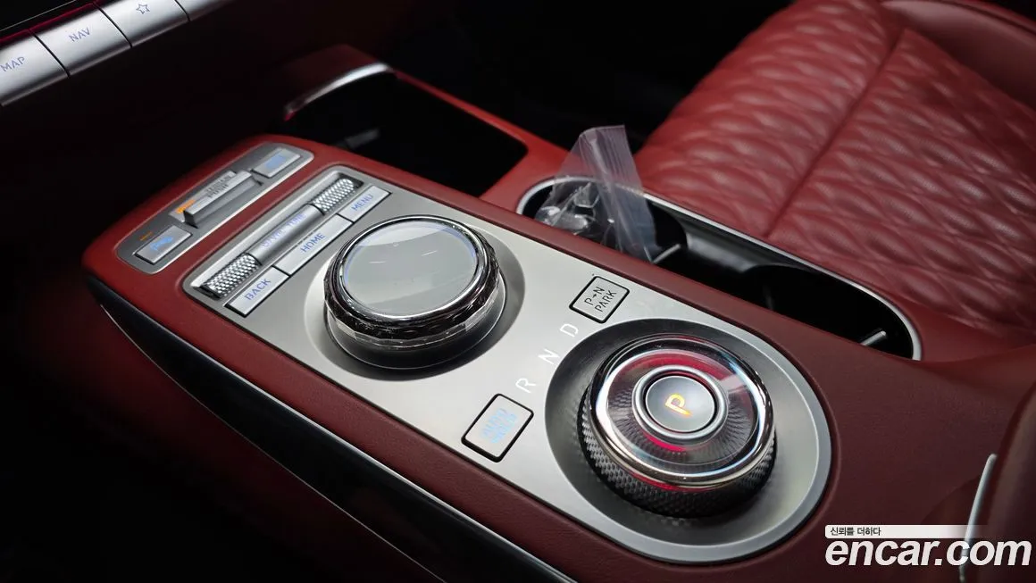 Genesis GV70 2023 из KR, фото 3