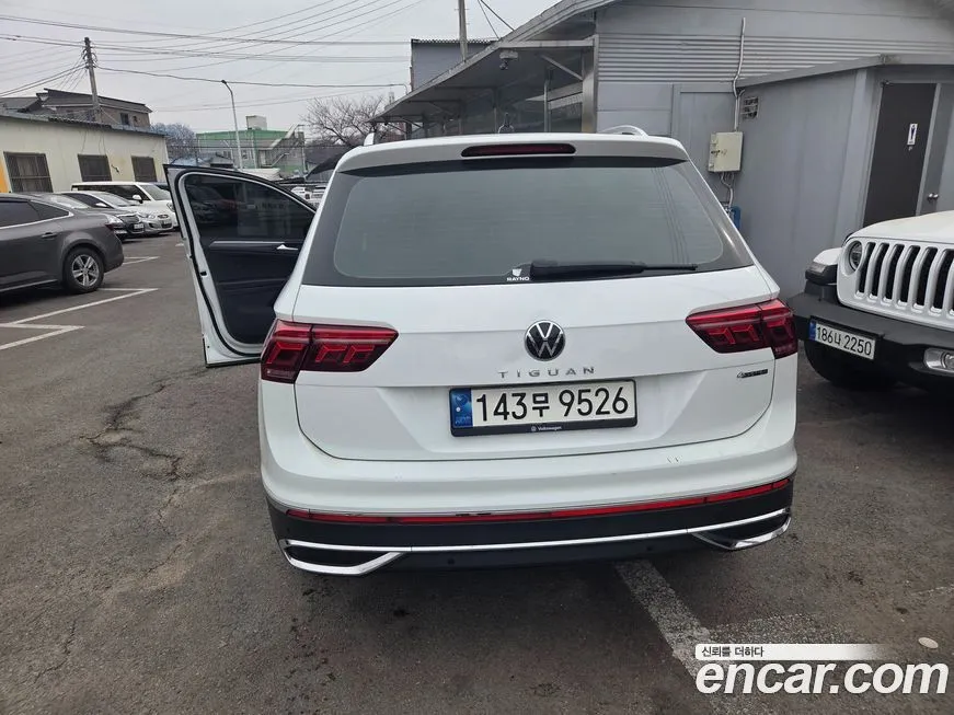 Volkswagen Tiguan 2023 из KR, фото 2