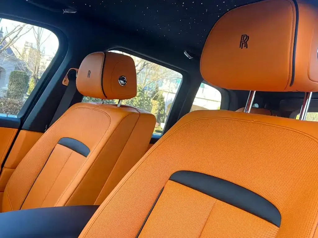 Rolls-Royce Cullinan 2023 из CN, фото 7