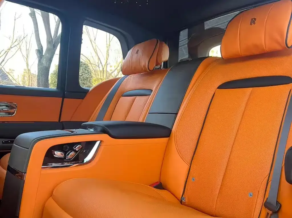 Rolls-Royce Cullinan 2023 из CN, фото 6