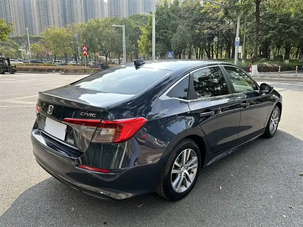 Honda Civic — фото 4