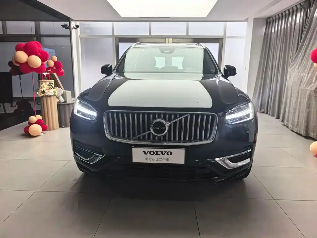 Volvo XC90 — фото 2