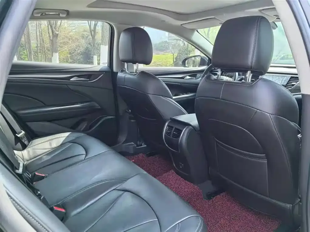 Buick LaCrosse 2021 из CN, фото 2